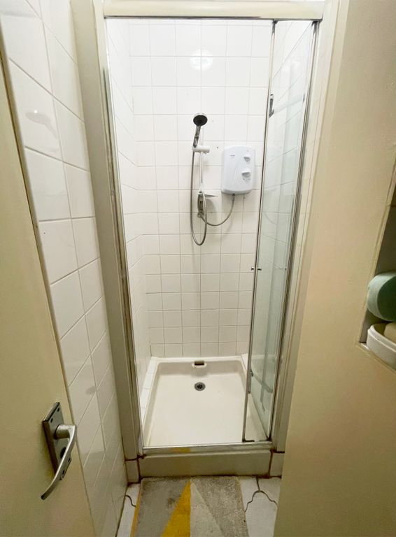 Property photo 3 of 4