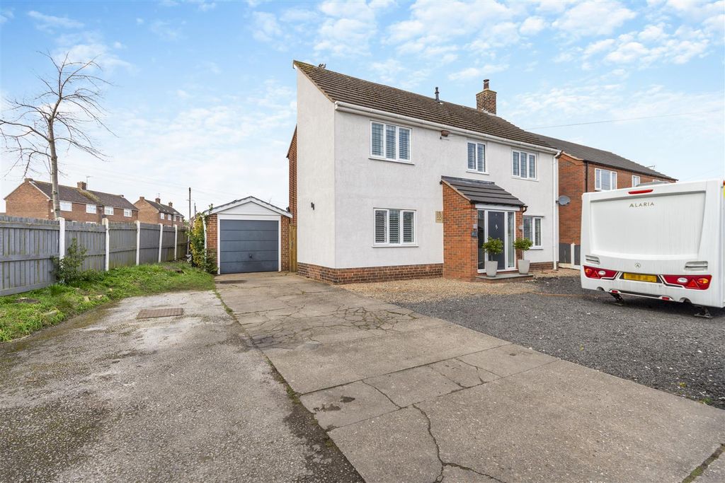 Property photo 1 of 46 8639118-Exterior12.Jpg