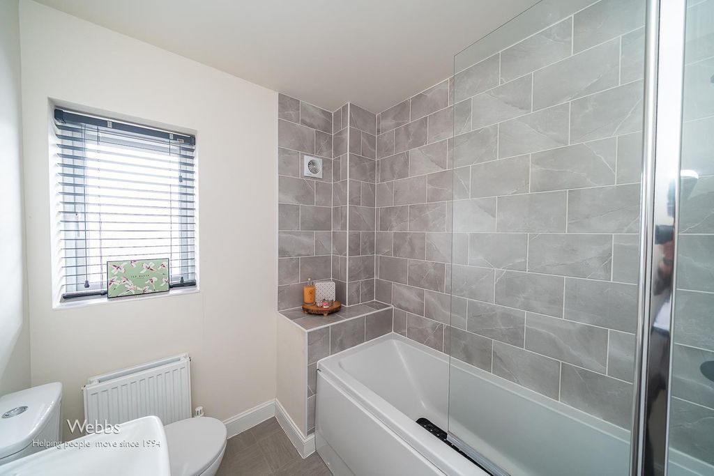 Property photo 3 of 25 Â© Webbs Estate Agents Â© (25 Of 34).Jpg