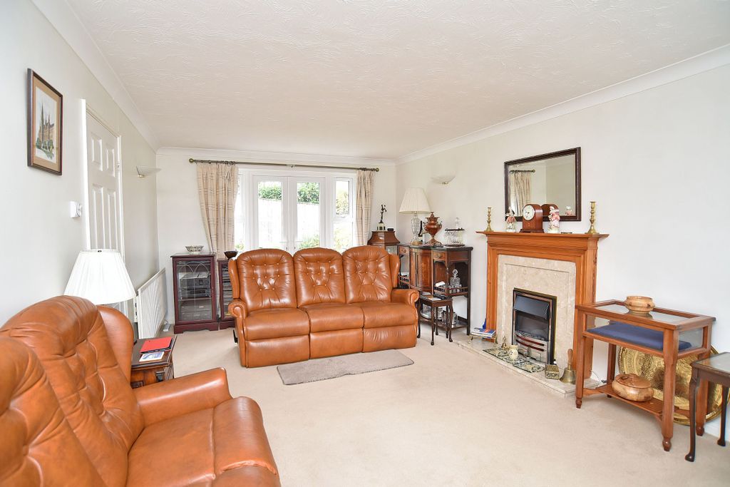 Property photo 3 of 15