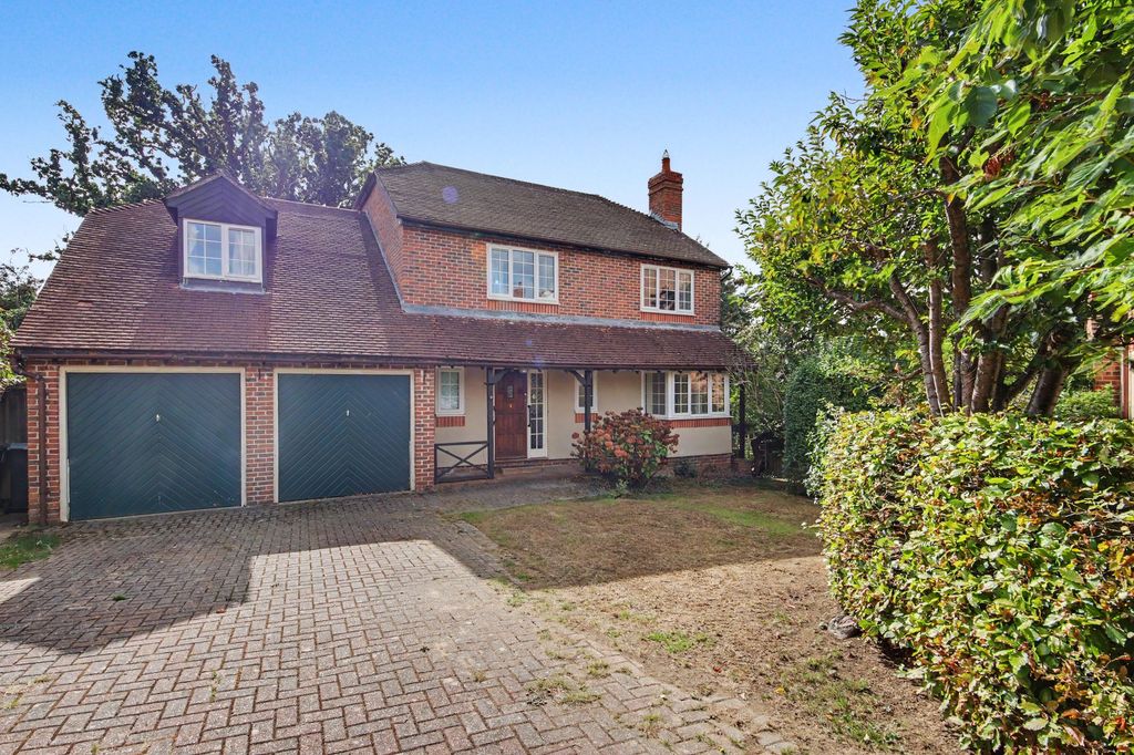 Property photo 1 of 18