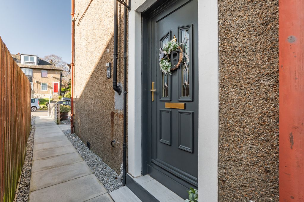 Additional image 18 of 2 bed flat for sale159 Colinton Mains Road, Edinburgh EH13