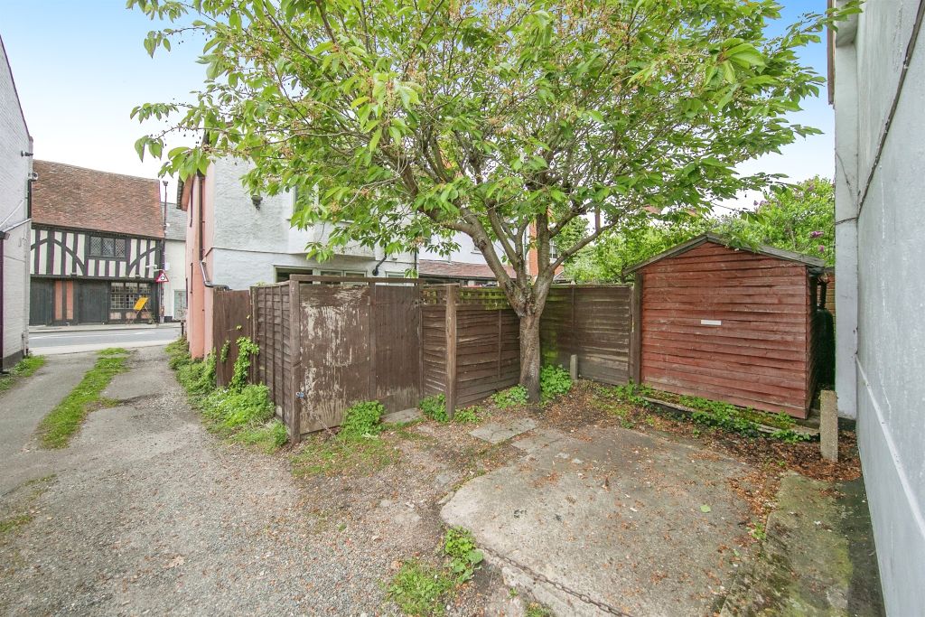 Property photo 2 of 19