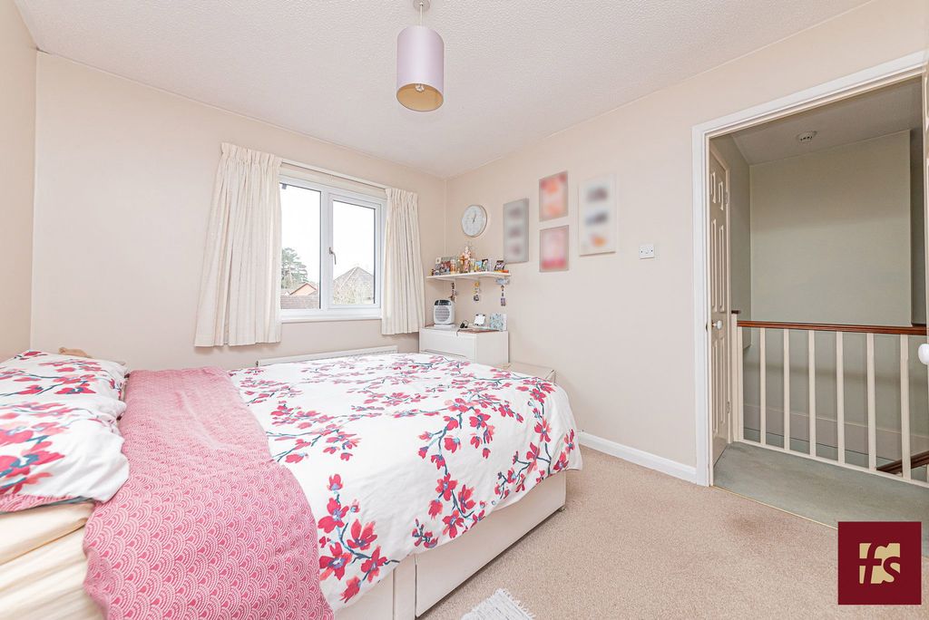 Additional image 21 of 4 bed detached house for saleChaucer Road, Crowthorne, Berkshire RG45