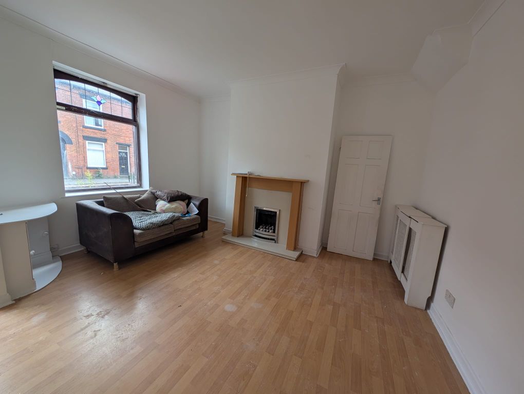 Property photo 1 of 4 Sitting Room