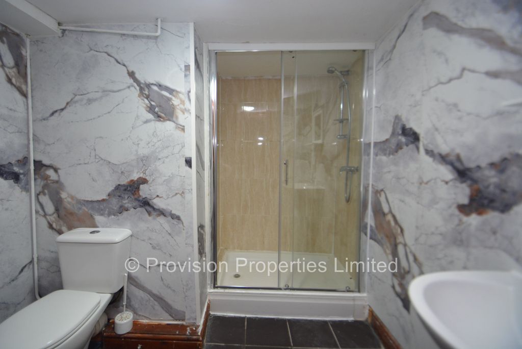 Property photo 2 of 11 Photo