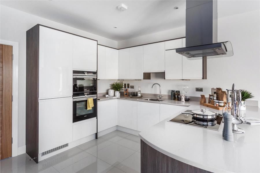 Property photo 3 of 13