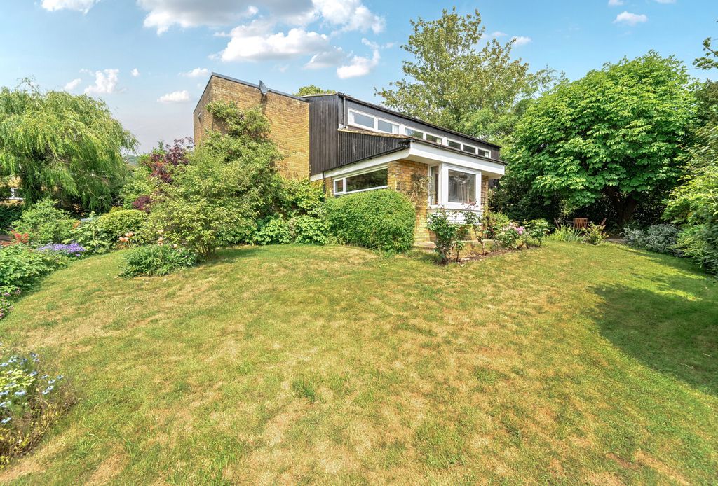 Property photo 1 of 18 1304766-6-6846Ed0...
