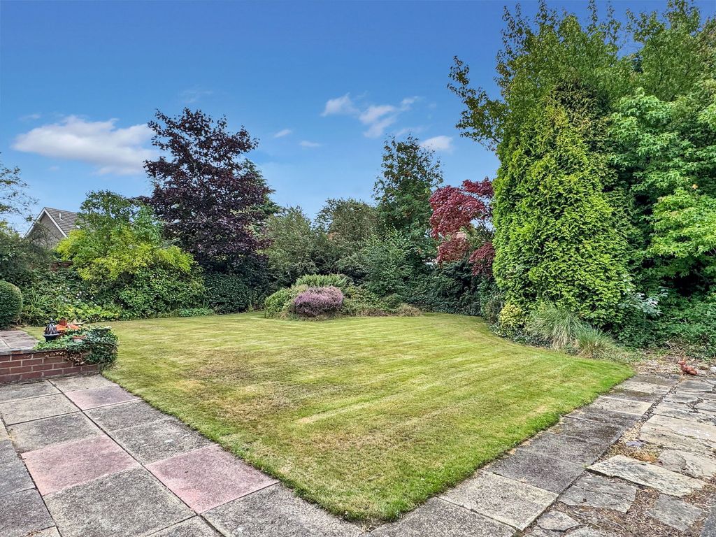 Property photo 3 of 19