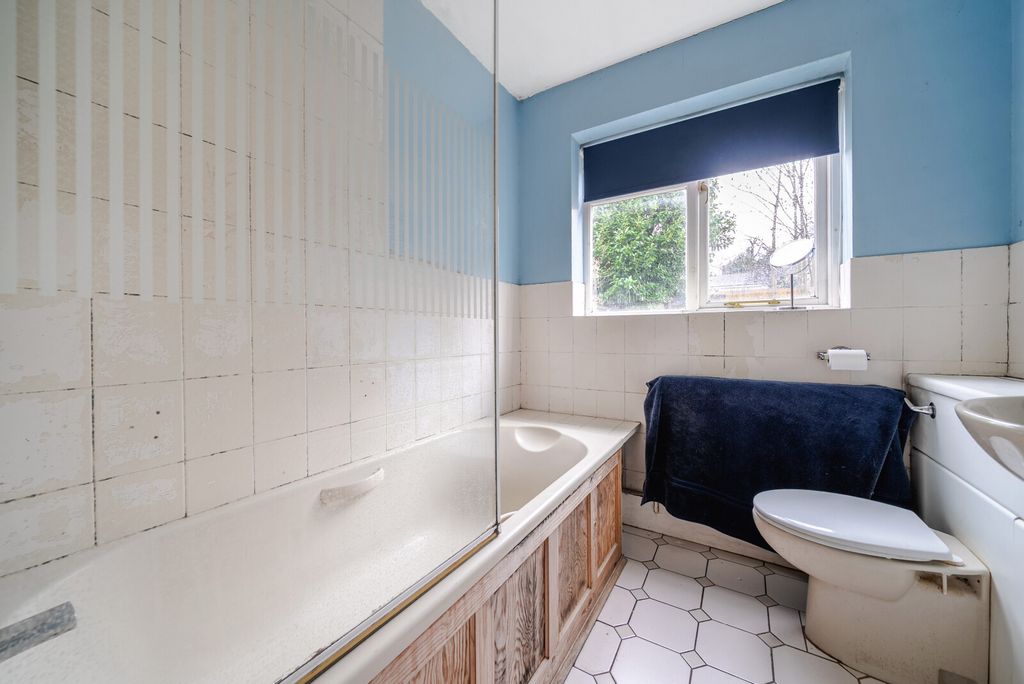 Additional image 9 of 2 bed semi-detached house for saleAnderson Road, Weybridge KT13