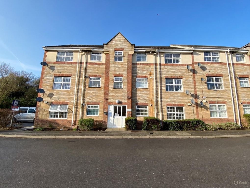 Property photo 1 of 14