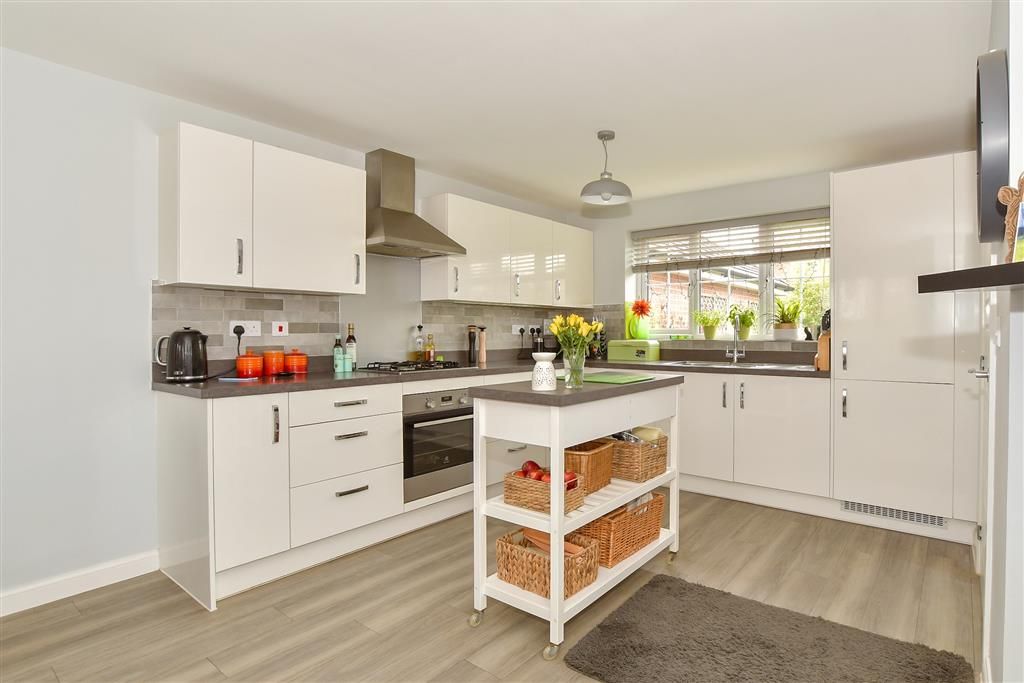 Property photo 1 of 14 Kitchen/Dining Room