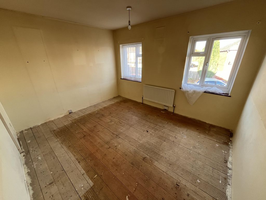 Property photo 3 of 12 Img_2921.Jpg