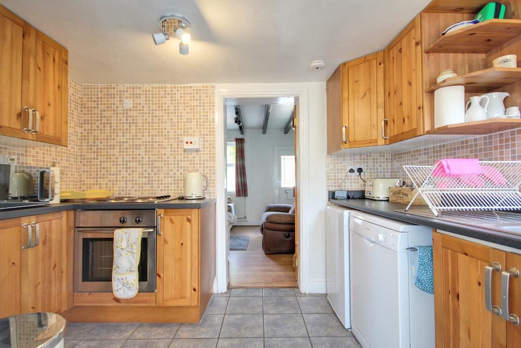 Property photo 3 of 10 Img_1844-Img_1846_Lzn.Jpg