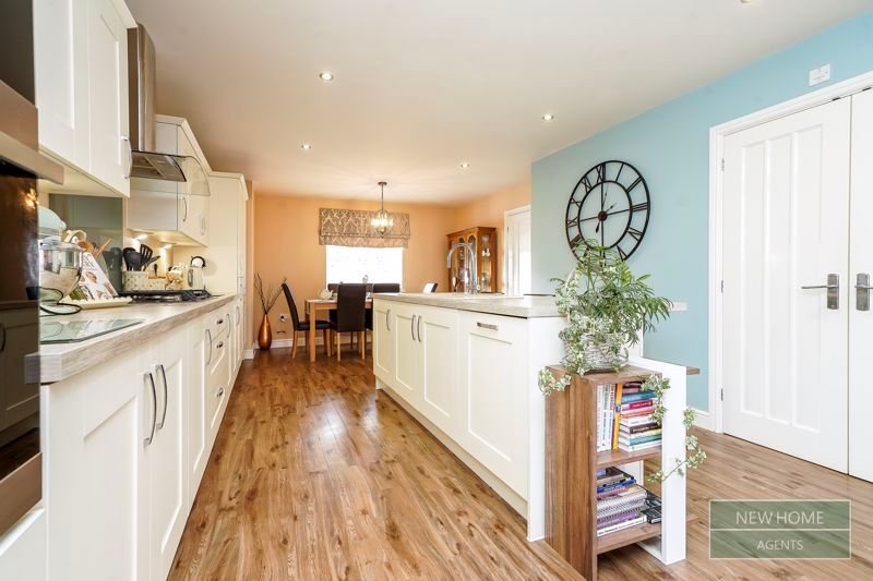 Property photo 3 of 31 Photo 26