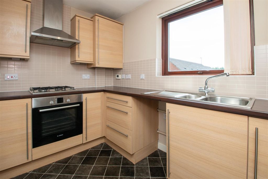 Property photo 3 of 9 56Swan_7.Jpg