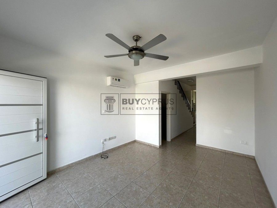 Property photo 3 of 42