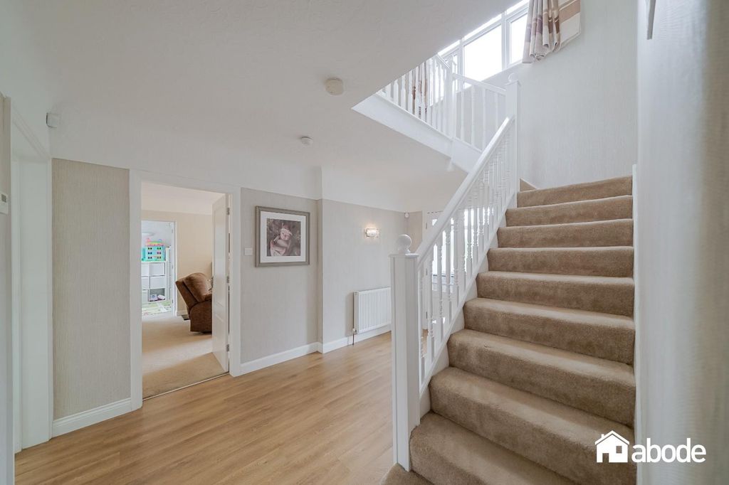 Property photo 2 of 41 25 St Andrews -15.Jpg