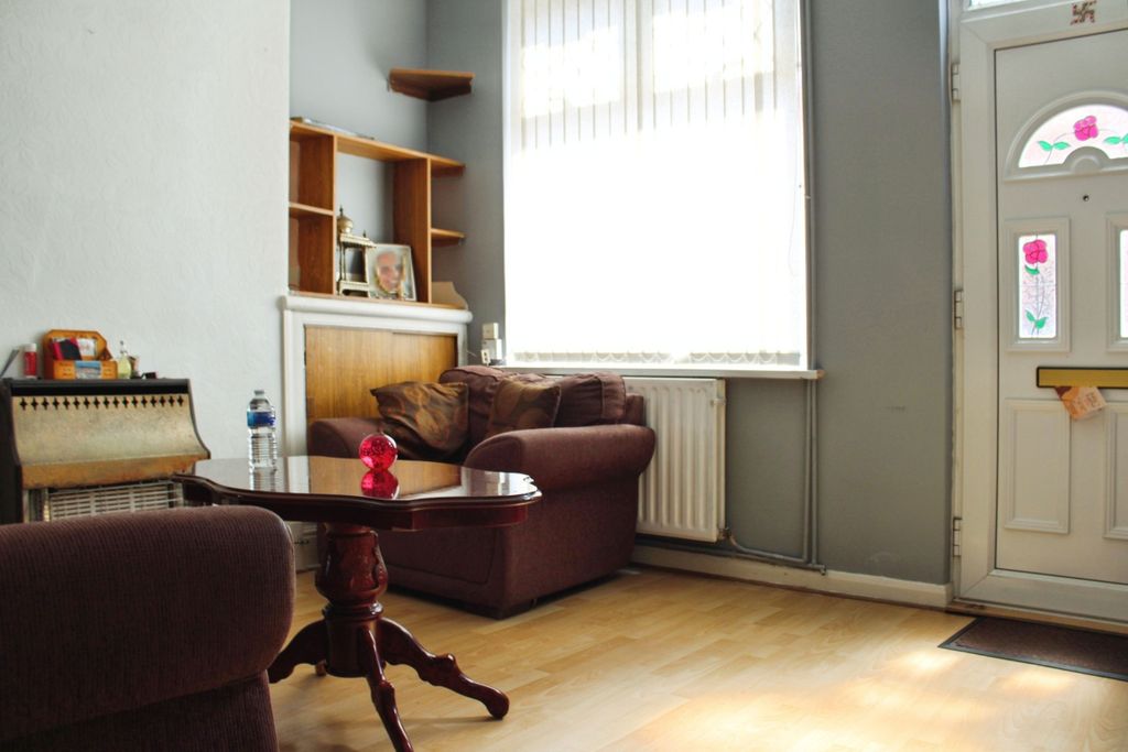 Property photo 2 of 15