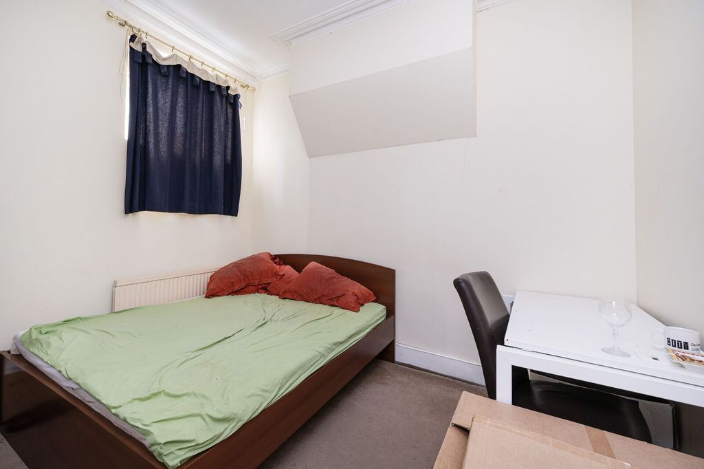 Property photo 2 of 3