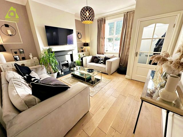 Property photo 3 of 17