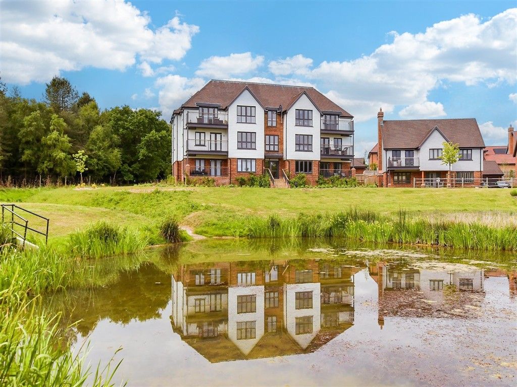 Property photo 1 of 13 External Web