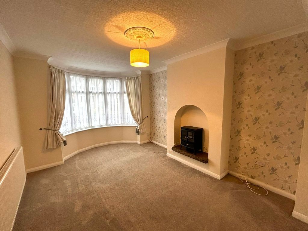 Property photo 2 of 14 Picture No. 17