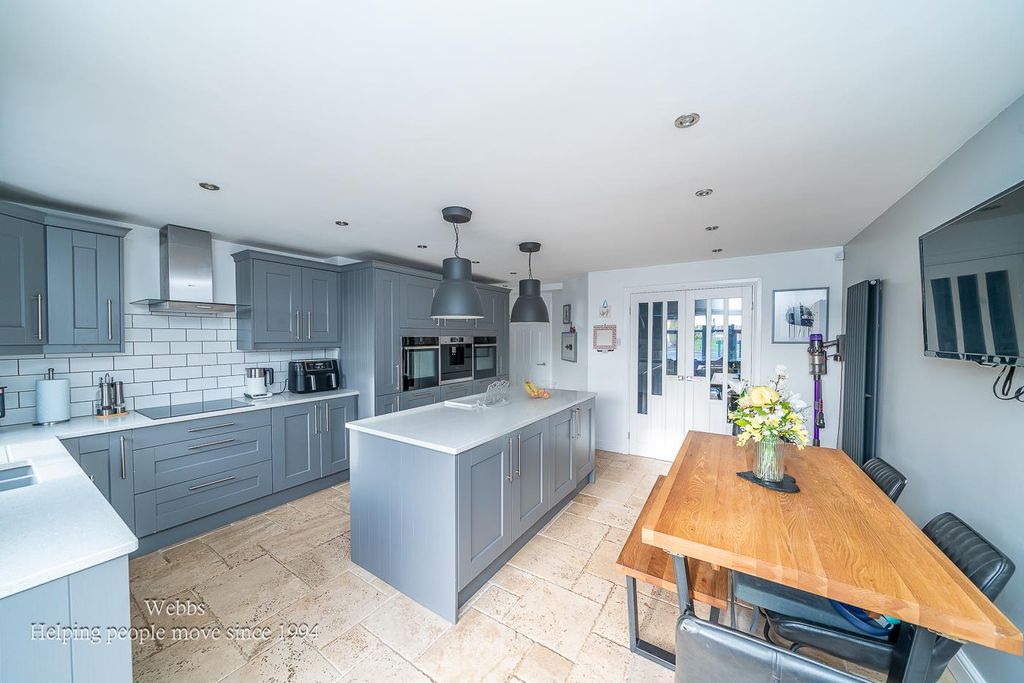 Property photo 2 of 27 Webbs-38.Jpg