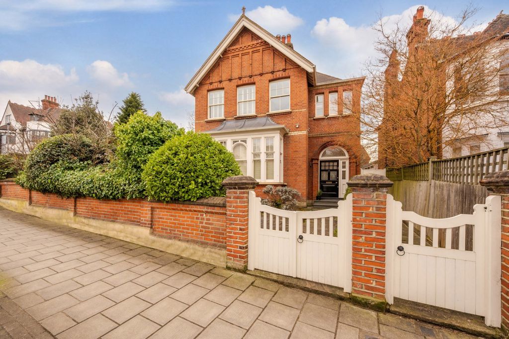 Property photo 1 of 24