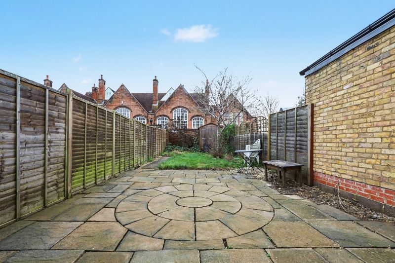 Property photo 3 of 13 Garden