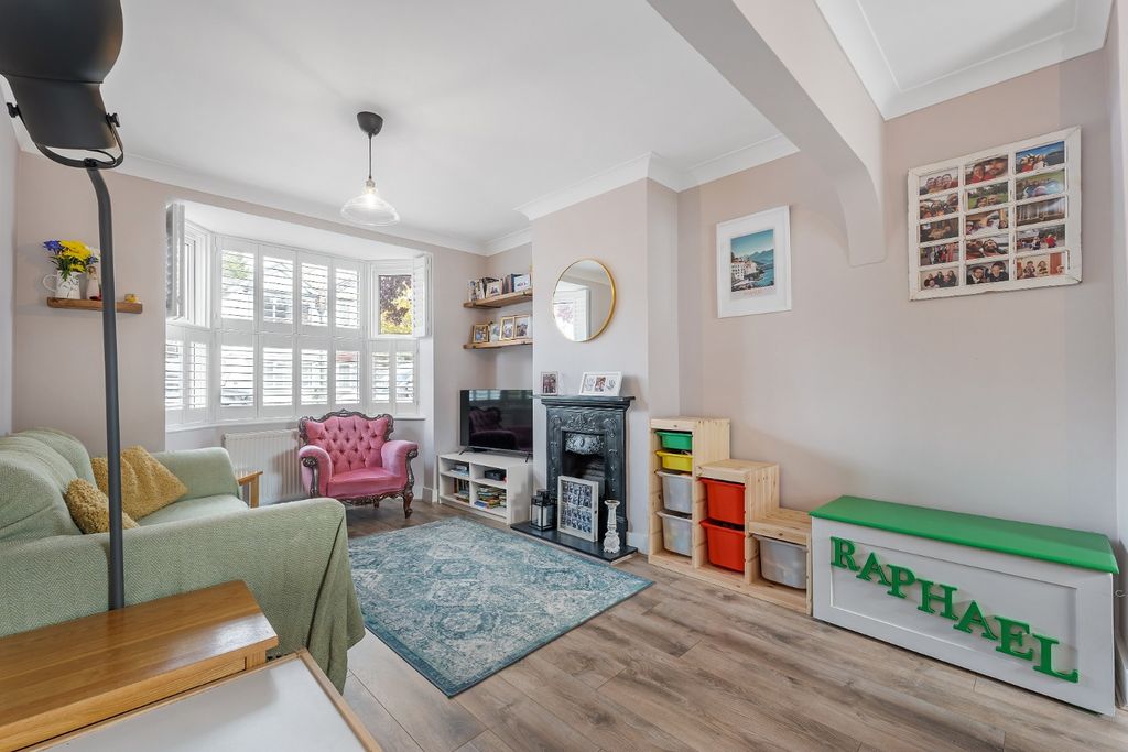 Property photo 3 of 15 2633404