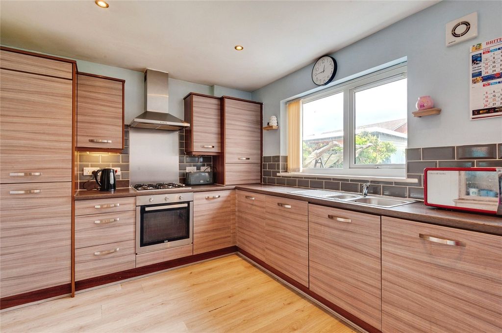 Property photo 3 of 17 Picture No. 08