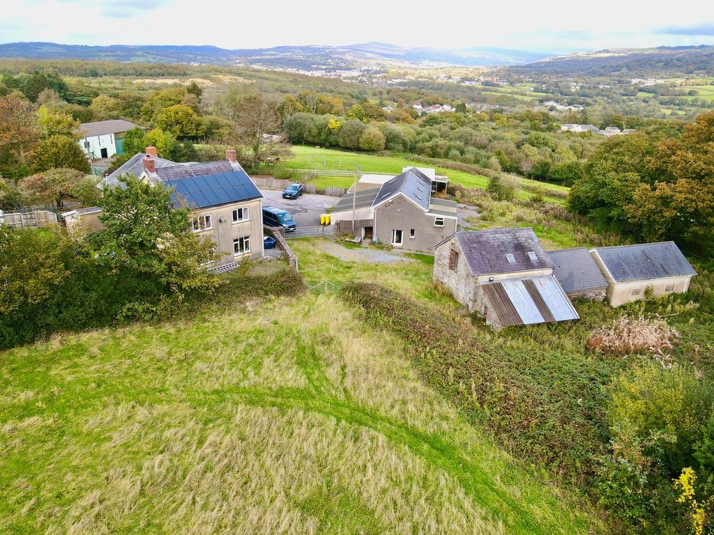 Property photo 1 of 37