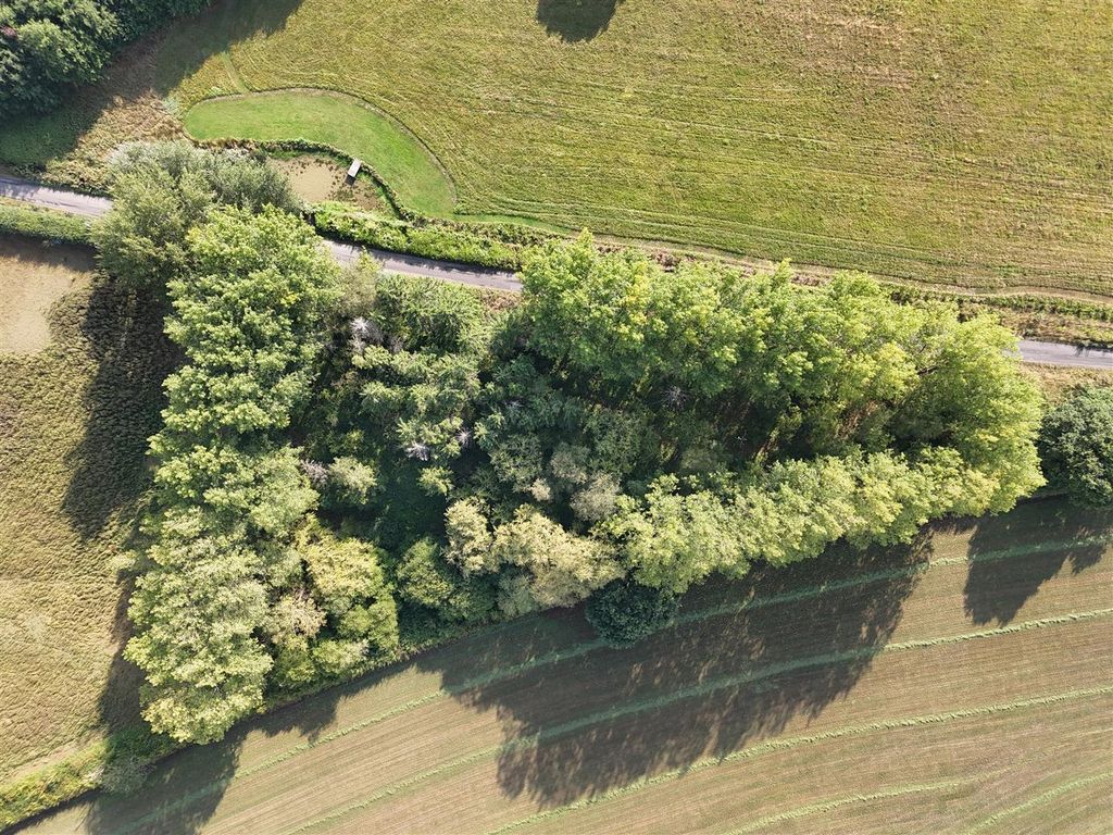 Property photo 2 of 8 Dji_20250812090352_0046_D.Jpg