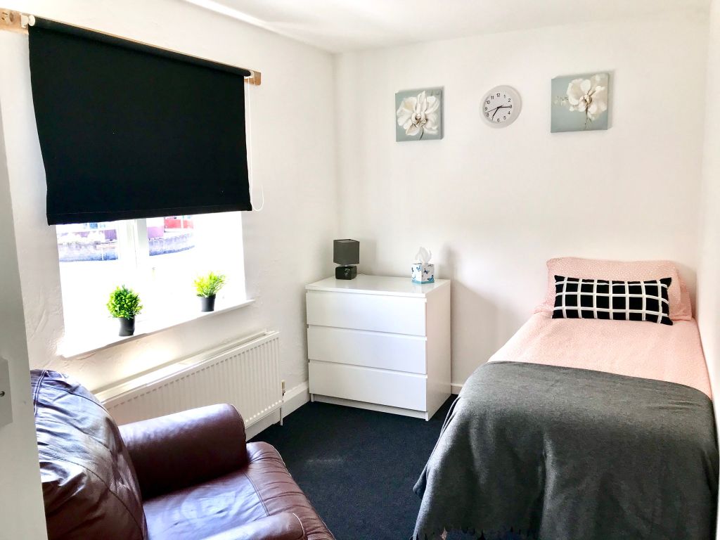 Property photo 1 of 1