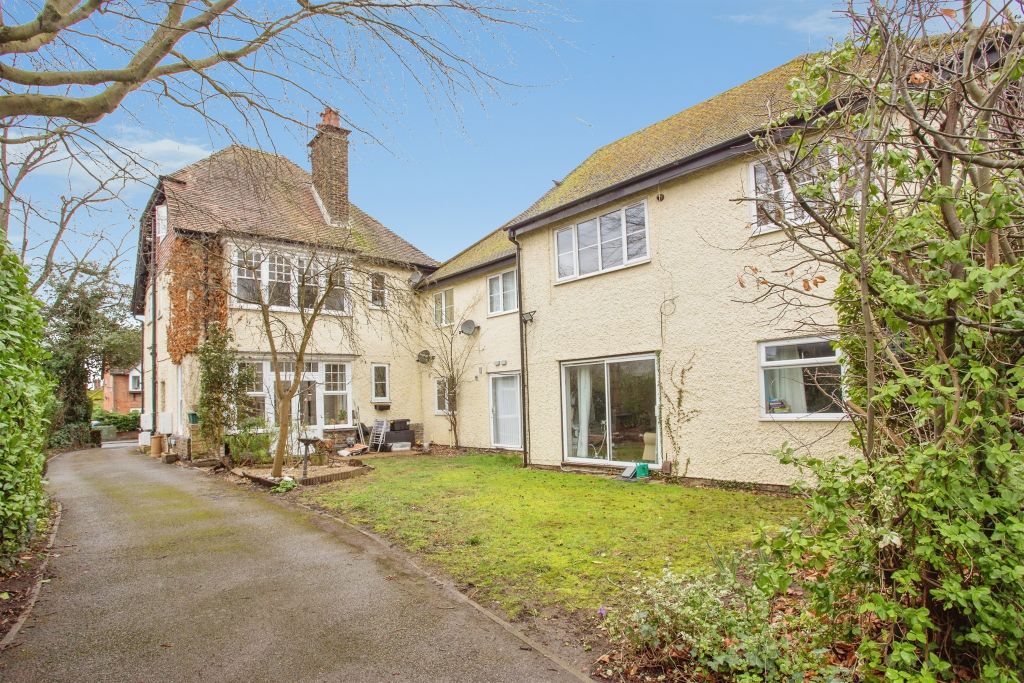 Property photo 1 of 13