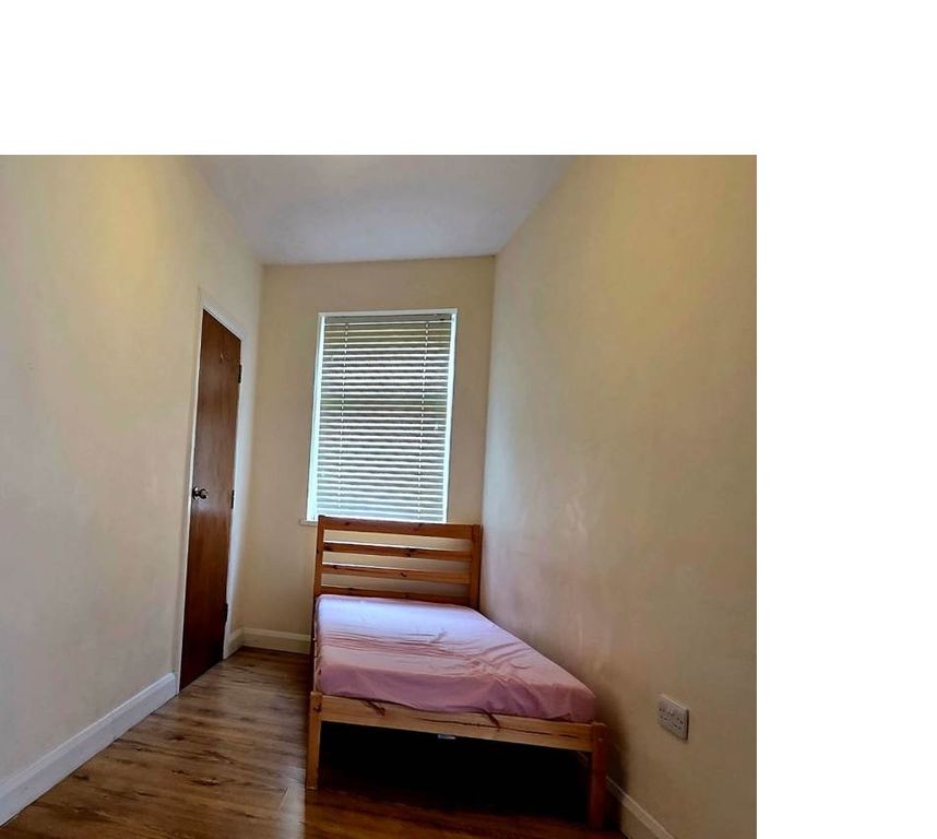 Property photo 2 of 2