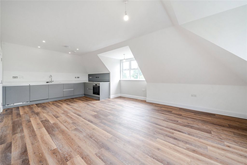 Property photo 3 of 12 Picture No. 04