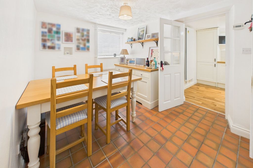 Property photo 3 of 17 Dining Room