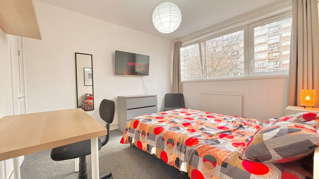 Property photo 1 of 4