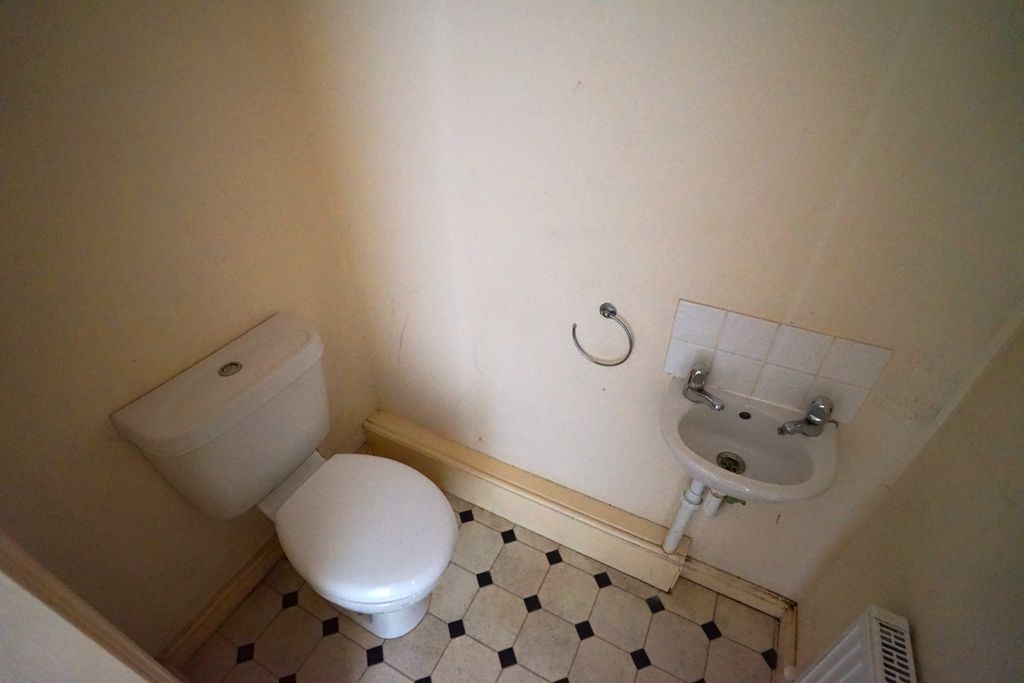 Property photo 3 of 10 Dsc04061