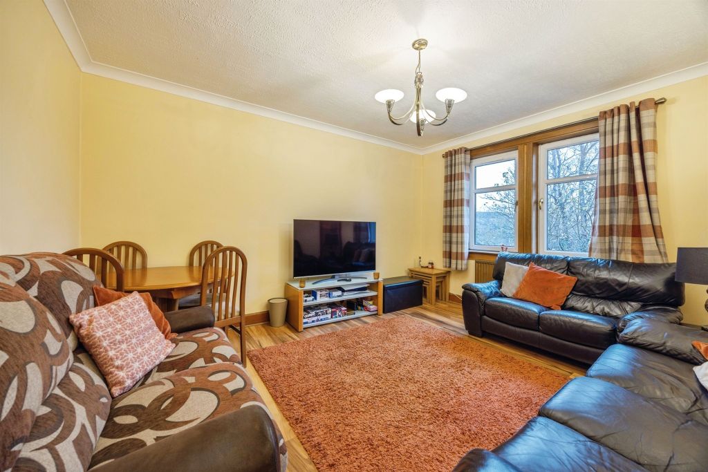 Property photo 3 of 23