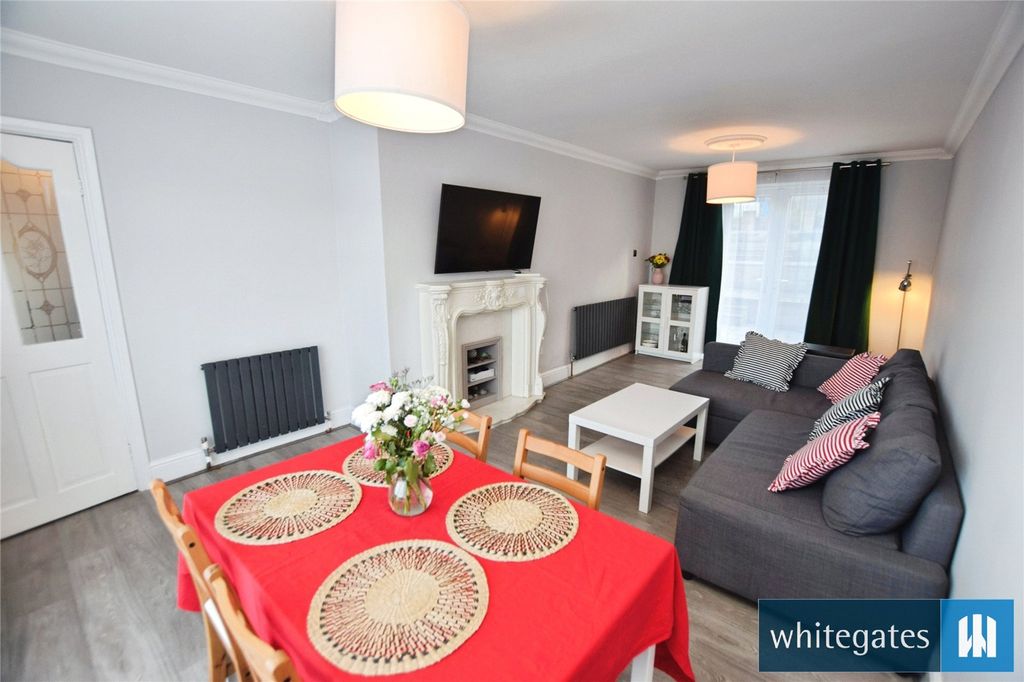 Property photo 2 of 18 Picture No. 09