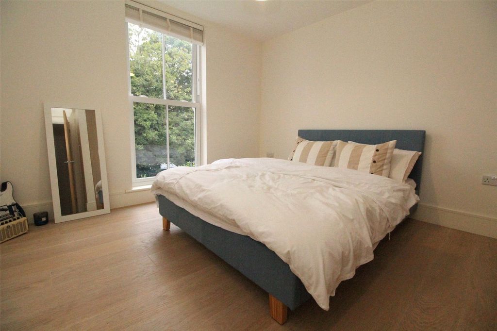 Property photo 2 of 6 Picture No. 03