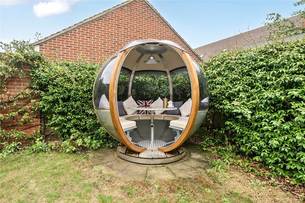 Property photo 3 of 18 Picture No. 06