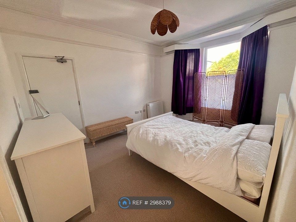 Property photo 3 of 12 Bedroom