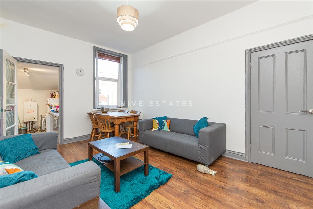 Property photo 1 of 9 W-2722.Jpg