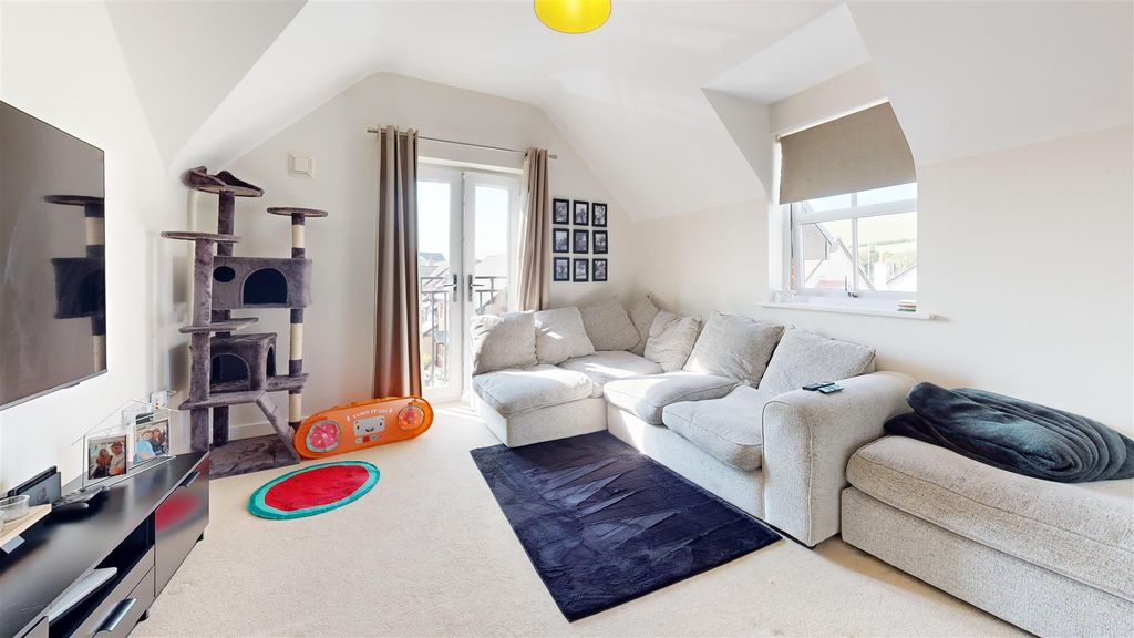 Property photo 2 of 13 9-Bankes-Court-Gentian-Way-Living-Room.Jpg