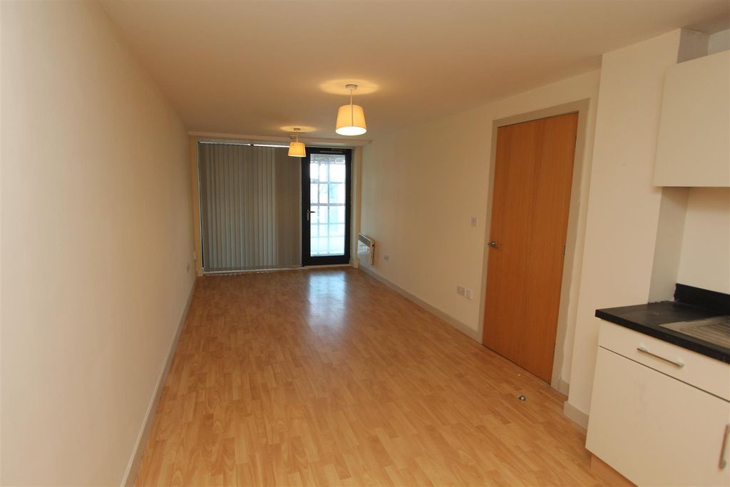 Property photo 3 of 6 3.Jpg