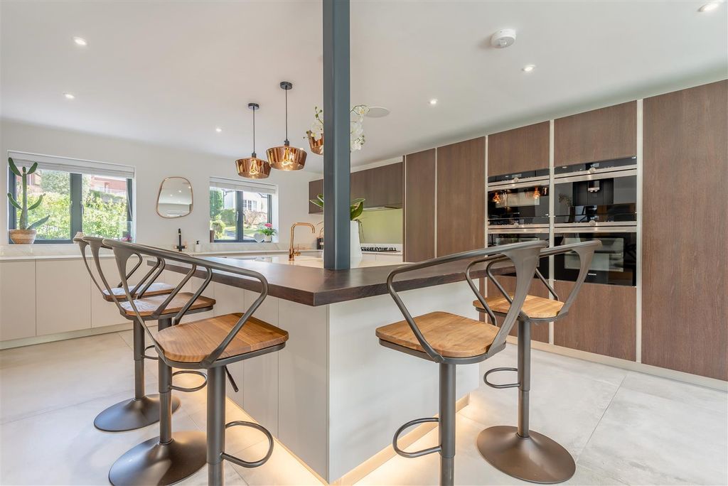 Additional image 12 of 7 bed detached house for saleThe Moorlands, Four Oaks Estate B74